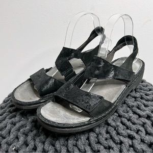 NAOT Enid Flat Sandal Black Lace Nubuck/Black Velvet Nubuck